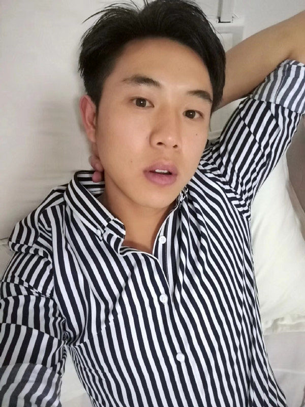 小雷的第二张照片--聊城相亲服务中心