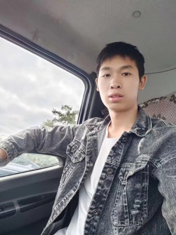 康康的第一张照片--聊城相亲服务中心