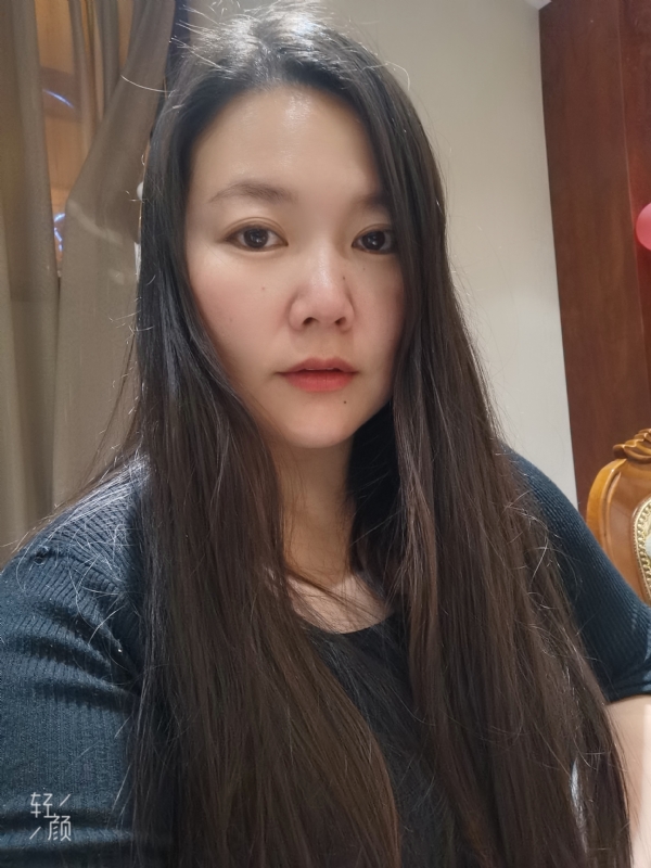 哦呼的第一张照片--聊城相亲服务中心
