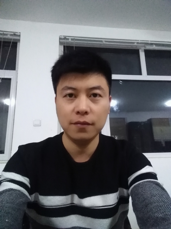 呵呵的第一张照片--聊城相亲服务中心