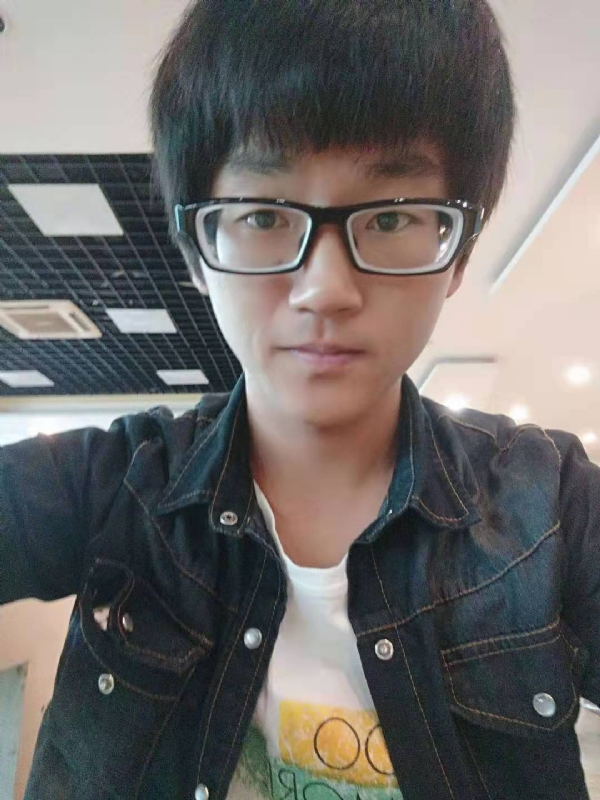 LS书生的第一张照片--聊城相亲服务中心