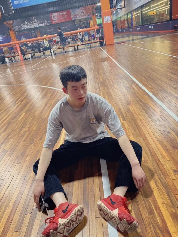 mjjeje的第一张照片--聊城相亲服务中心