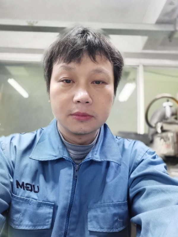 伤心人的第一张照片--聊城相亲服务中心