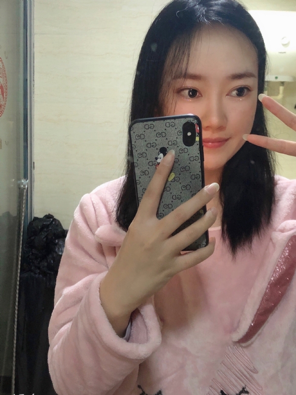 叶落知秋的第一张照片--聊城相亲服务中心