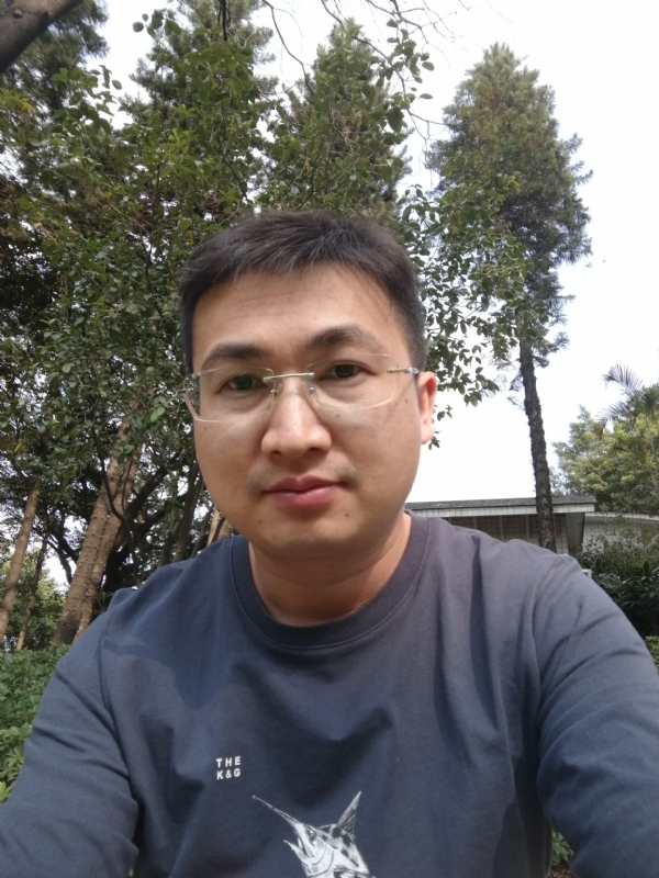 不如随风的第二张照片--聊城相亲服务中心