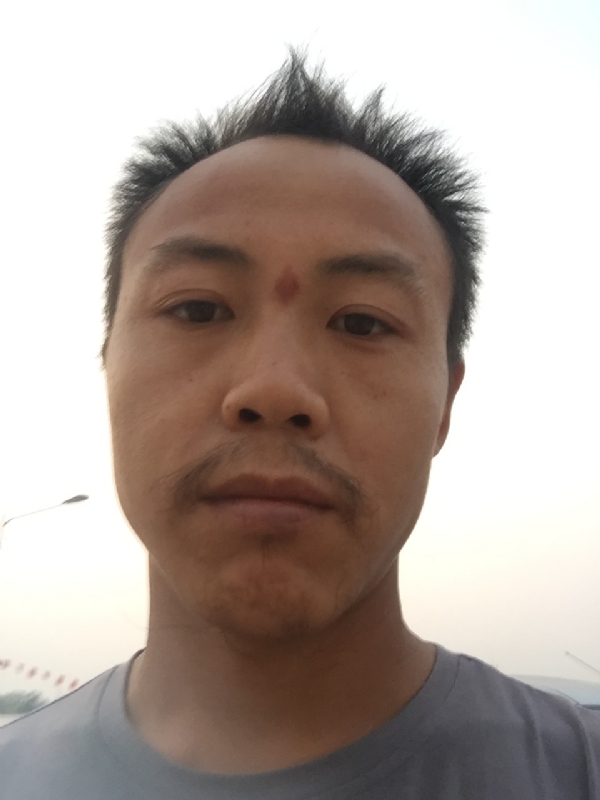老曹的第一张照片--聊城相亲服务中心