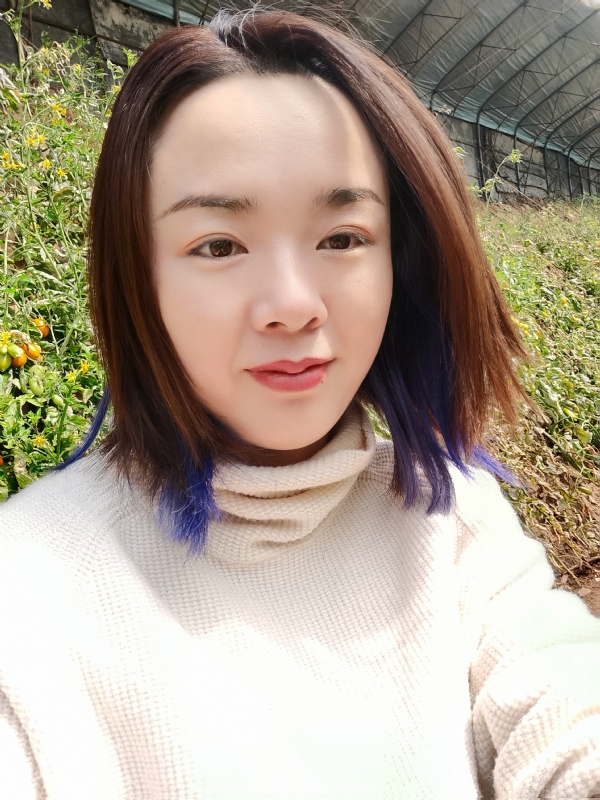 欣欣向荣的第一张照片--聊城相亲服务中心