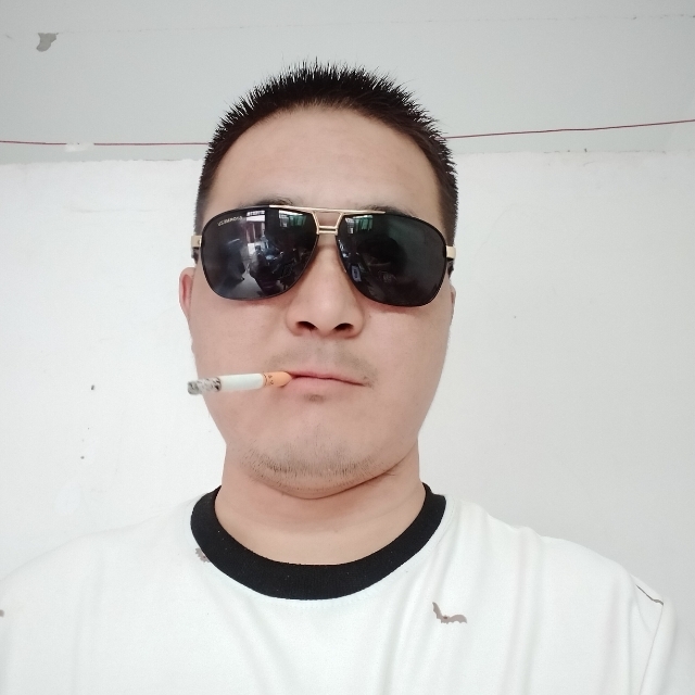 白伟伟的第一张照片--聊城相亲服务中心