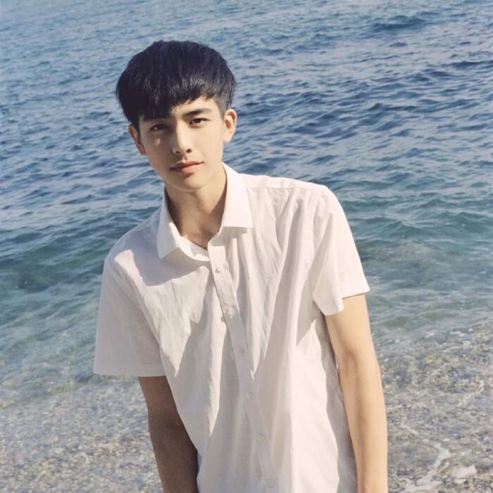 啊巴啊巴的第一张照片--聊城相亲服务中心