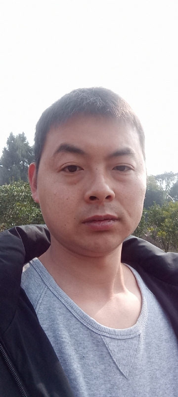 亲亲抱抱我爱你的第一张照片--聊城相亲服务中心