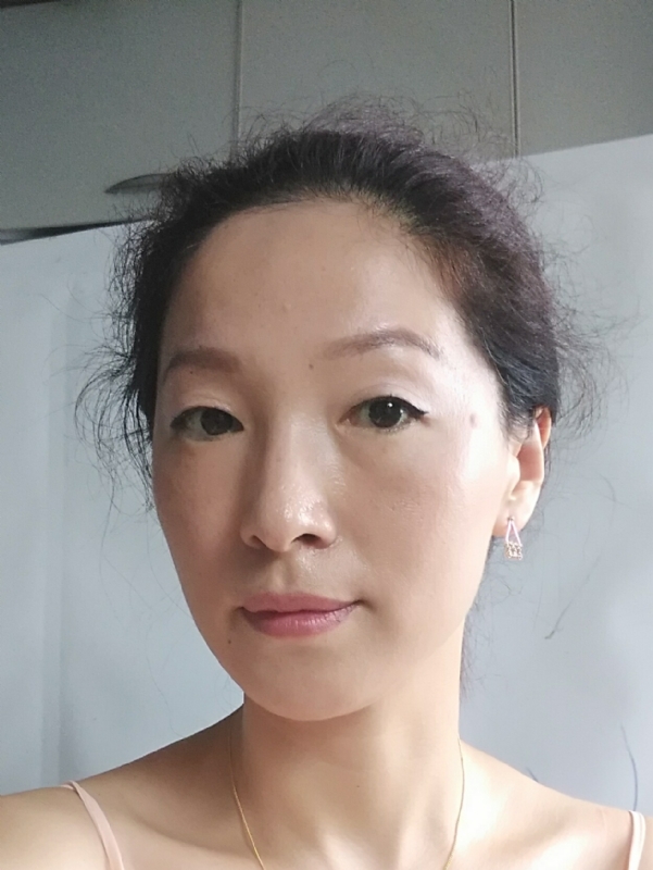彼岸花的第一张照片--聊城相亲服务中心