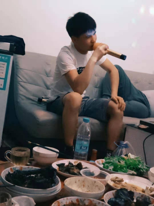秦成龙的第一张照片--聊城相亲服务中心