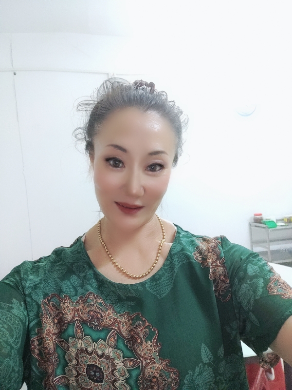 燕子的第二张照片--聊城相亲服务中心