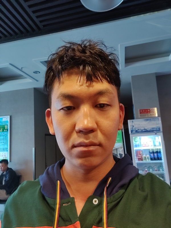文哈哈的第一张照片--聊城相亲服务中心