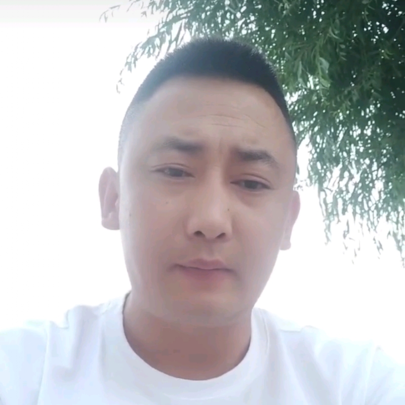 潇洒的第一张照片--聊城相亲服务中心