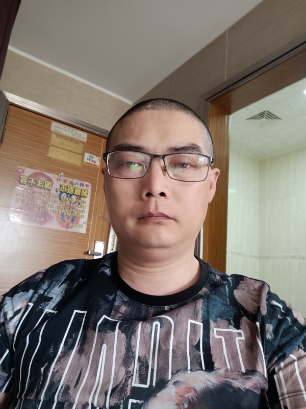 心梦无痕的第一张照片--聊城相亲服务中心