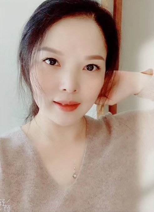 百荷的第一张照片--聊城相亲服务中心