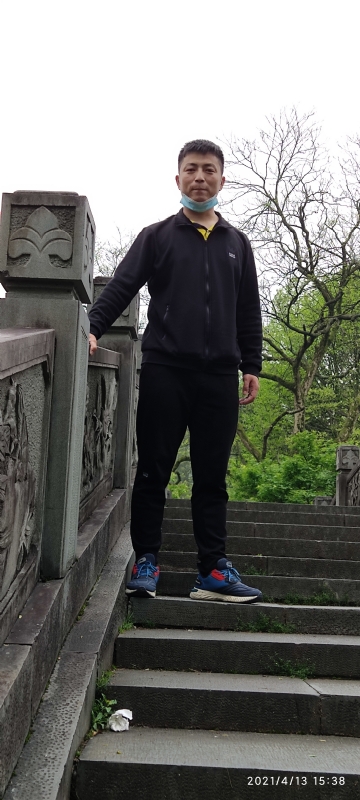 翁的第一张照片--聊城相亲服务中心