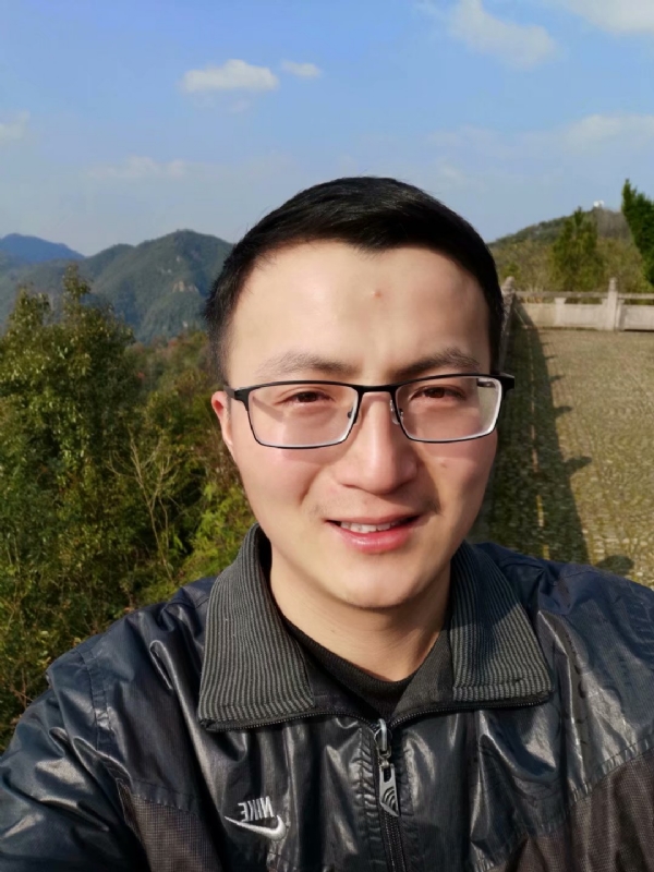 杨先生的第一张照片--聊城相亲服务中心