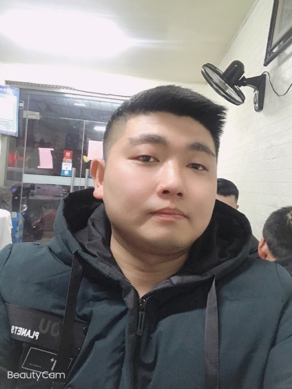 回忆是个小孩的第一张照片--聊城相亲服务中心