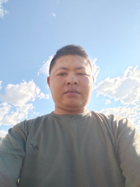 小马的第一张照片--聊城相亲服务中心
