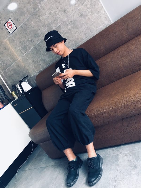 寻找的第三张照片--聊城相亲服务中心