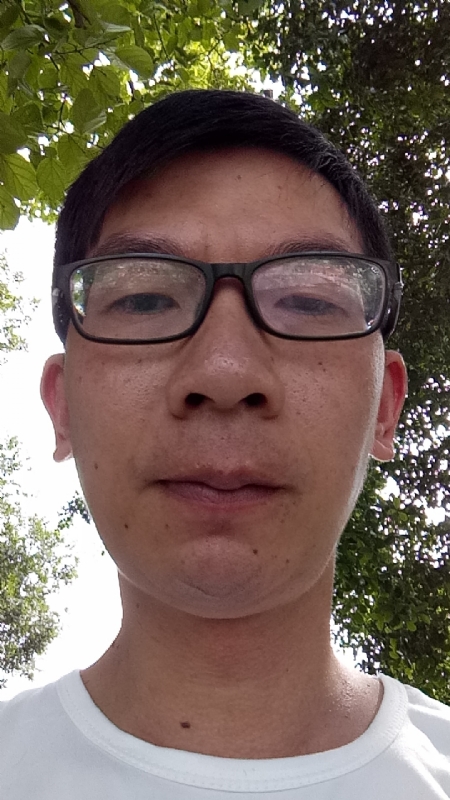 奋斗的第一张照片--聊城相亲服务中心