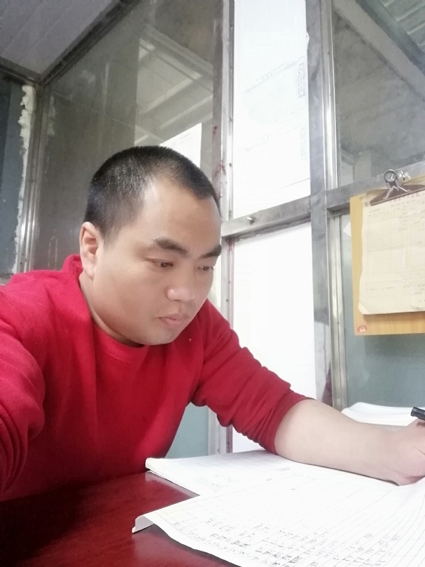 小吴的第一张照片--聊城相亲服务中心