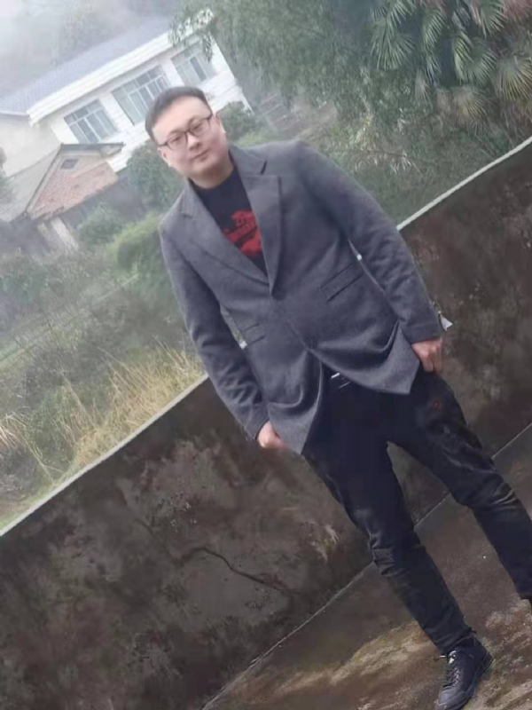 冰城的第一张照片--聊城相亲服务中心