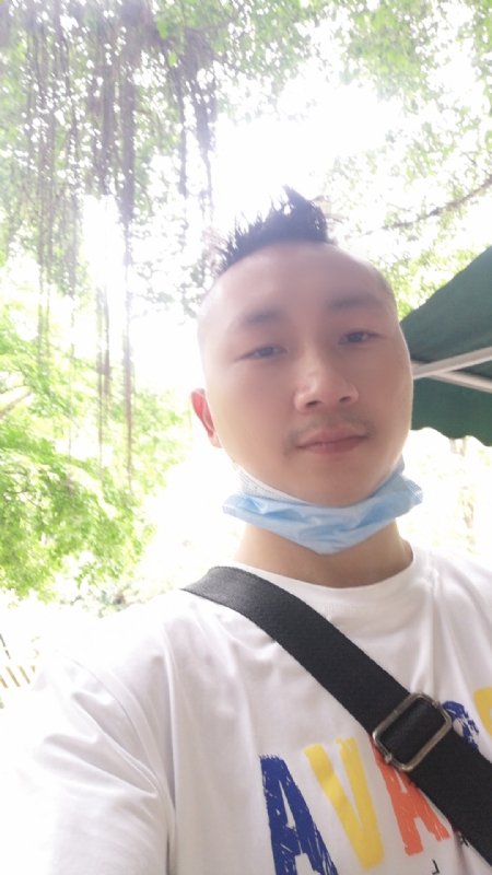 守望幸福的第一张照片--聊城相亲服务中心