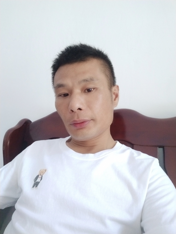 年少轻狂的第一张照片--聊城相亲服务中心