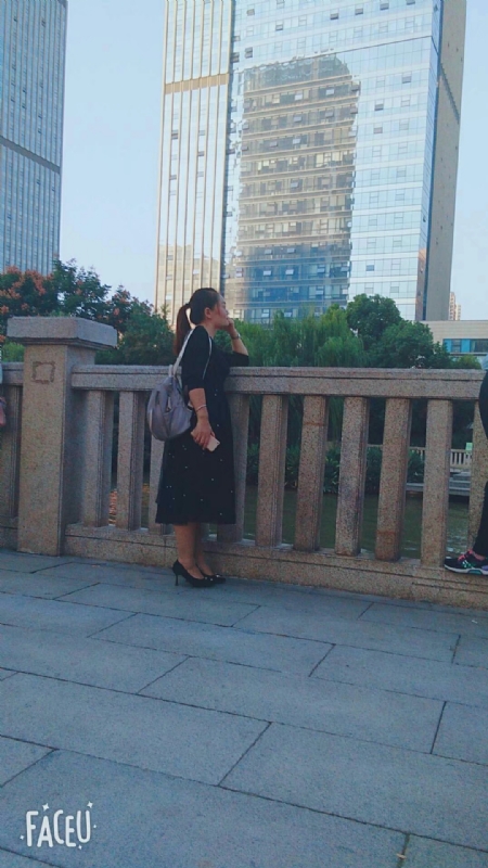 清秋的第二张照片--聊城相亲服务中心