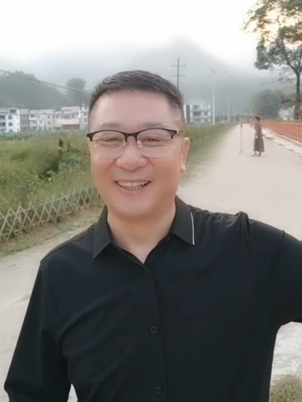 在這裡等你的第三张照片--聊城相亲服务中心
