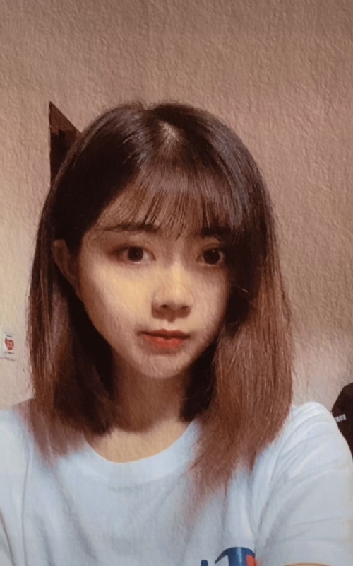 教幼儿园的羊羊老师的第一张照片--聊城相亲服务中心