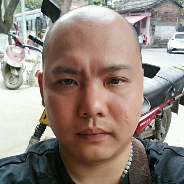 开心就好的第一张照片--聊城相亲服务中心