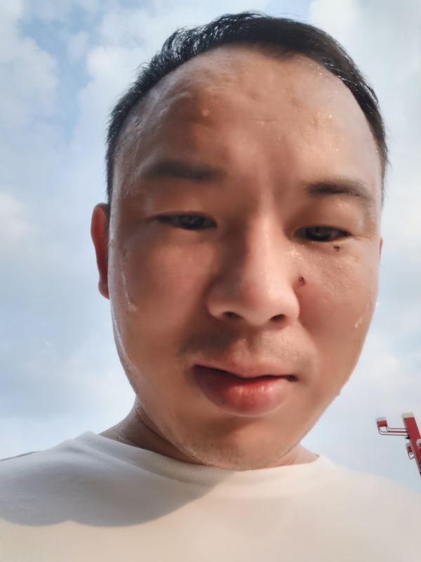 唐老鸭的第一张照片--聊城相亲服务中心