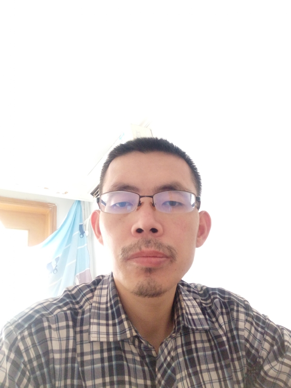 芳华的第一张照片--聊城相亲服务中心