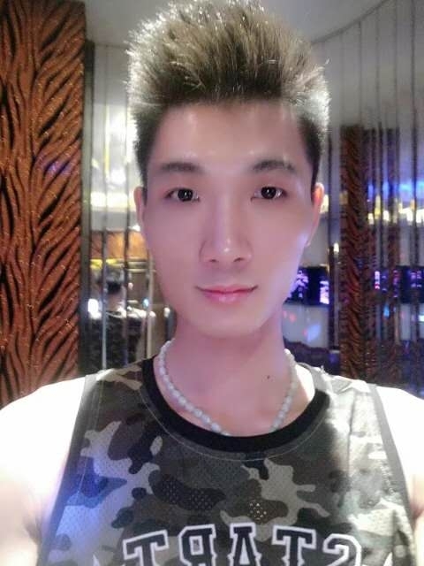 人生如戏的第一张照片--聊城相亲服务中心