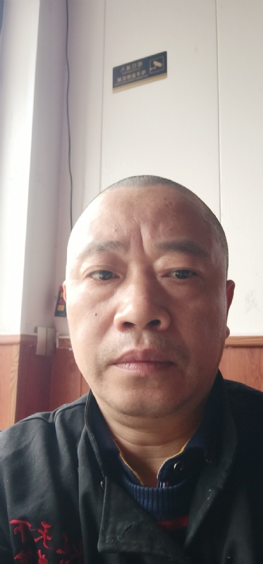 快乐人生的第一张照片--聊城相亲服务中心