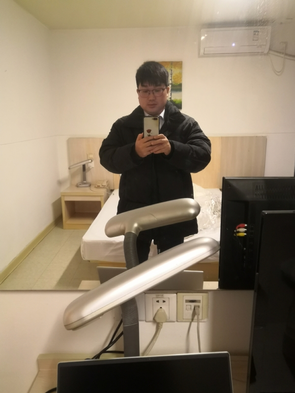 胡先生的第二张照片--聊城相亲服务中心