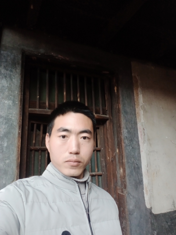 嫁与娶的第一张照片--聊城相亲服务中心