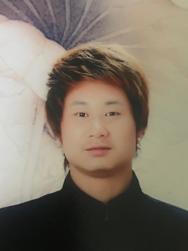 咮辛的第一张照片--聊城相亲服务中心