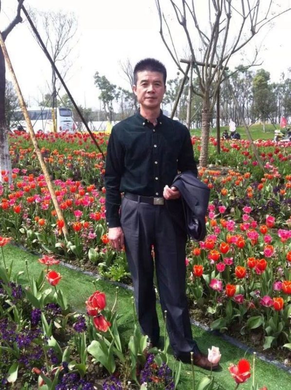 蓝天的第一张照片--聊城相亲服务中心