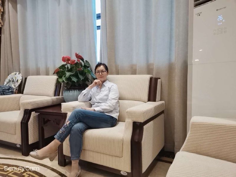 秋水伊人的第一张照片--聊城相亲服务中心