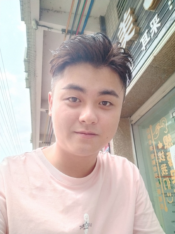 李健诚的第一张照片--聊城相亲服务中心
