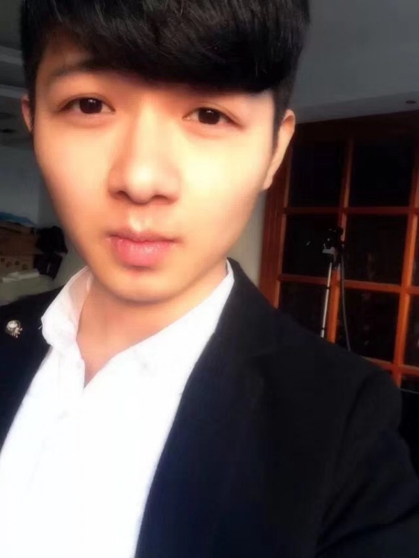 萨拉嘿呦的第一张照片--聊城相亲服务中心