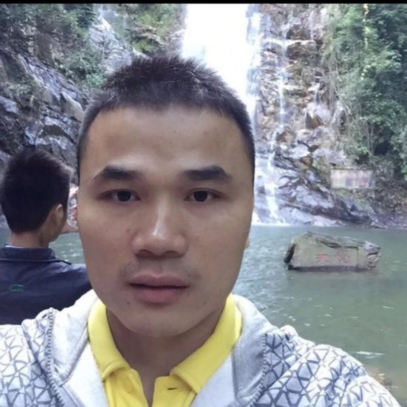 老梁的第一张照片--聊城相亲服务中心