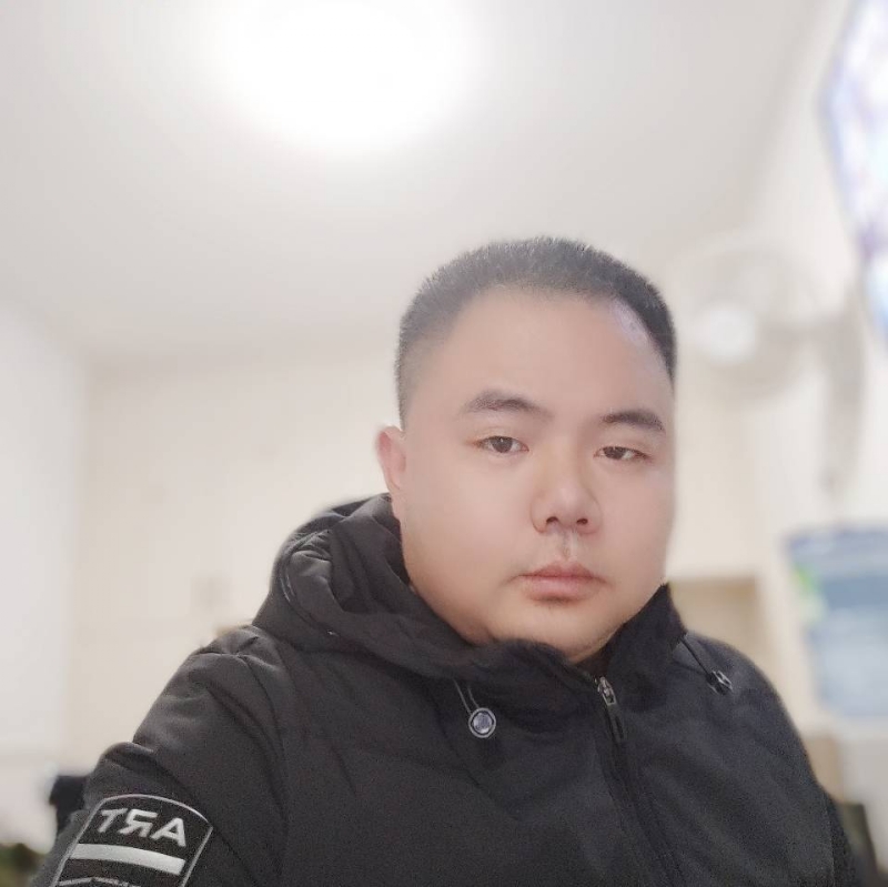 珍惜眼前人的第一张照片--聊城相亲服务中心