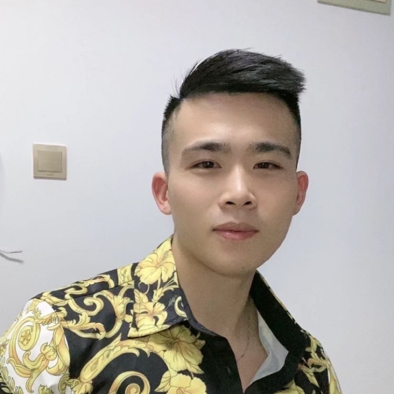 迷彩冲锋衣的第一张照片--聊城相亲服务中心