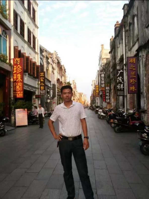 爱生活爱健康的第一张照片--聊城相亲服务中心